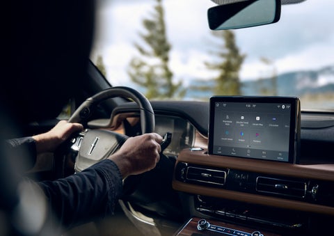 The center touch screen in a 2024 Lincoln Aviator® SUV is shown | Dave Sinclair Lincoln in St Louis MO